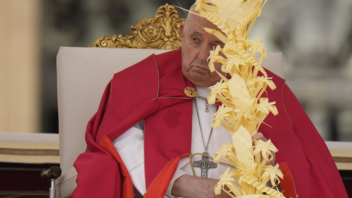 Pope skips homily at start of busy Holy Week during Palm Sunday Mass in St. Peter's Square